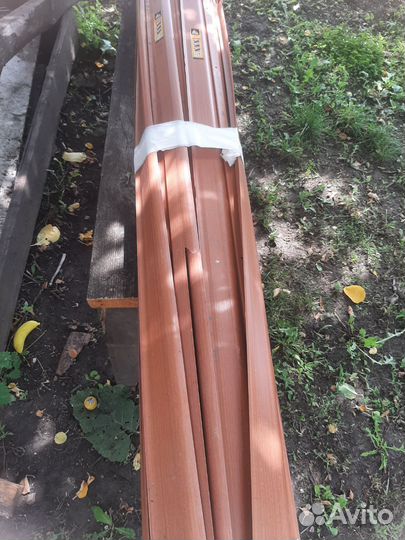 Плинтус напольный пластик,новый