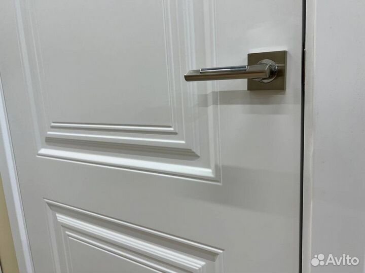 Дверь межкомнатная белая (эмаль) Ск2