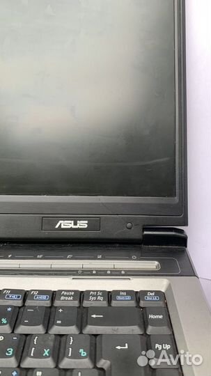 Ноутбук asus