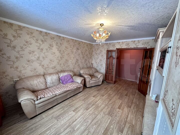 3-к. квартира, 61 м², 6/10 эт.