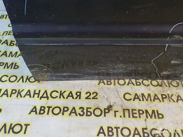 Дверь передняя правая Nissan Serena 1992-2001