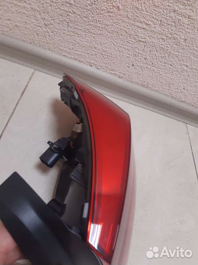 Задний фонарь VW Polo Лифтбэк.Оригинал.Правый