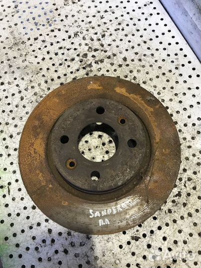 Диск тормозной передний Kia Sorento 1 2.5 D4CB