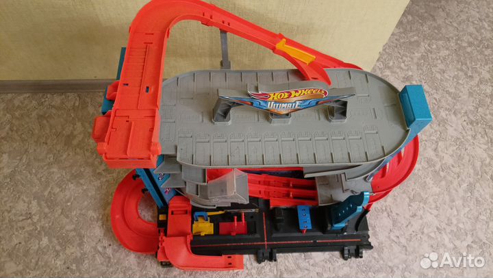 Hot wheels парковка