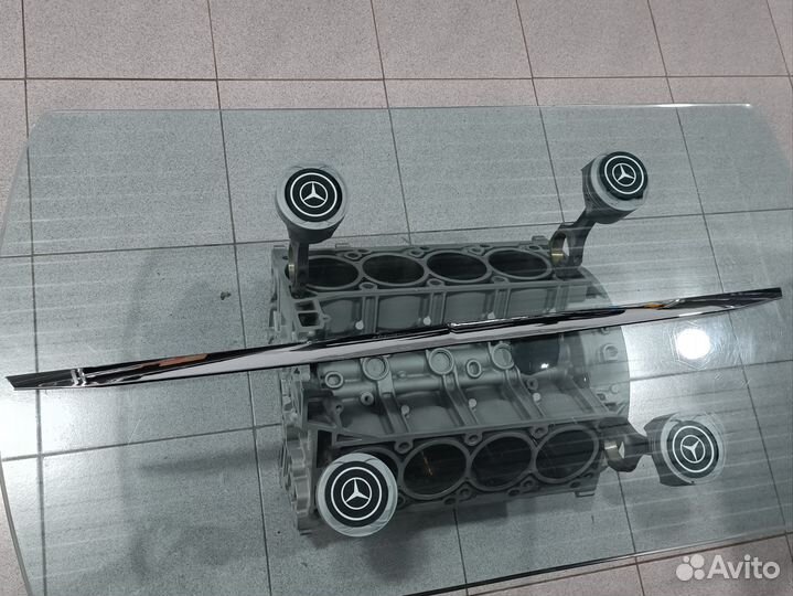 Хром на багажник mercedes w212