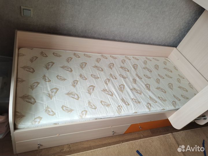 Кровать двухъярусная детская