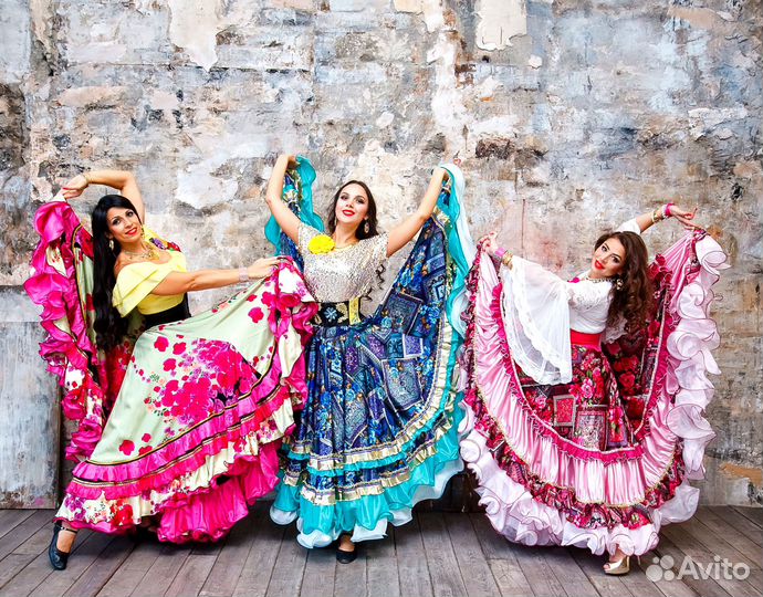 Цыганский ансамбль 