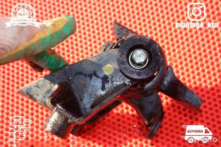 Подушка кпп Mazda 6 GG рестайлинг лифтбек 2.0 LF