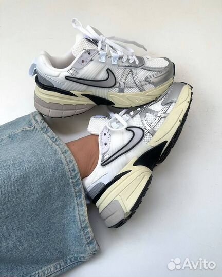 Кроссовки nike V2K Run