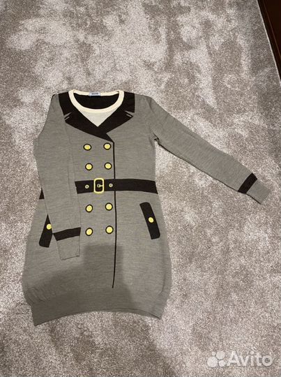 Moschino джемпер 42