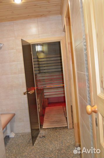 Русская баня на дровах с бассейном, мангалом