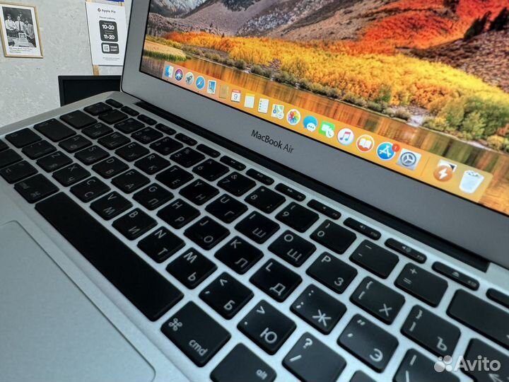 MacBook Air 11-inch, Late 2010 идеал