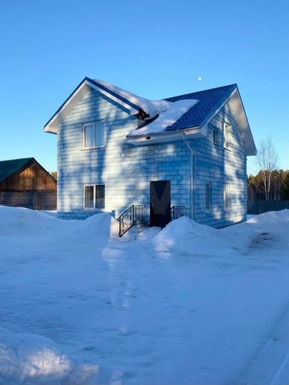 Коттедж 104 м² на участке 10 сот.