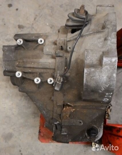 Коробка передач Ниссан Альмера Тино 1999