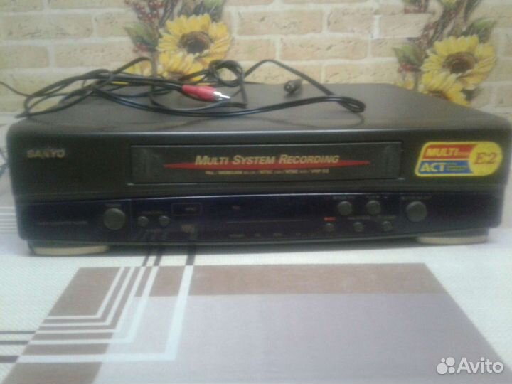 Видеомагнитофон кас