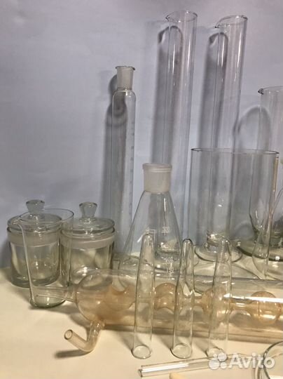 Химическая лабораторная посуда и термометры СССР