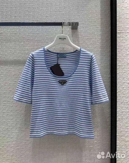 Футболка Prada