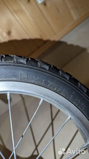 Детский велосипед с ручкой