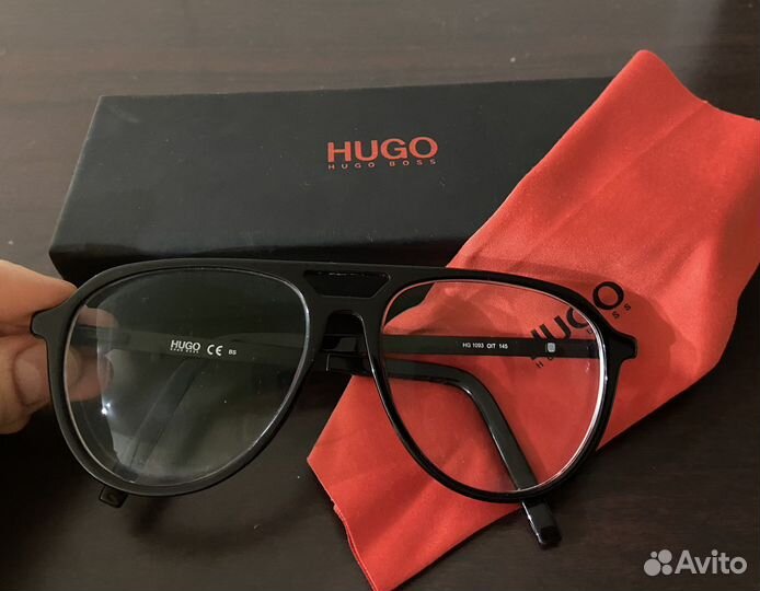 Оправа Hugo boss