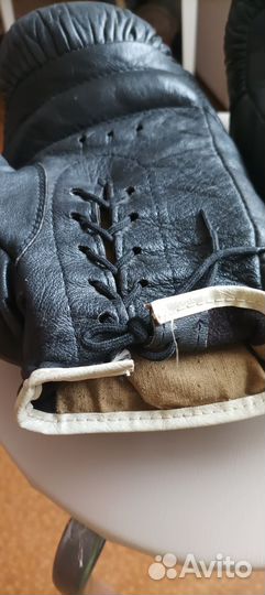 Боксерские перчатки