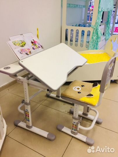 Комплект парта и стул с чехлом rifforma SET-10