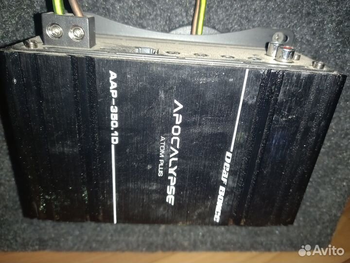 Продам автомобильный сабвуфер