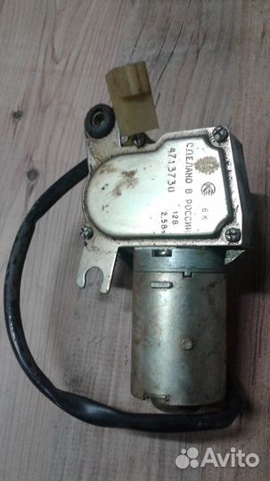 Моторчик стеклоочистителя 2104,2108,2121,уаз-П
