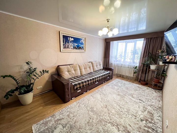 3-к. квартира, 72 м², 1/4 эт.