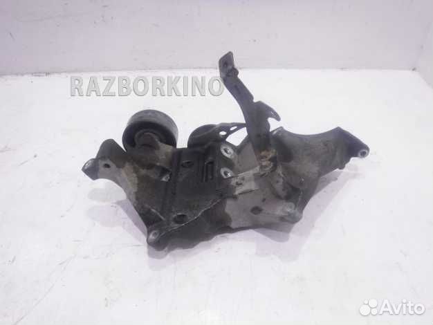 Кронштейн генератора