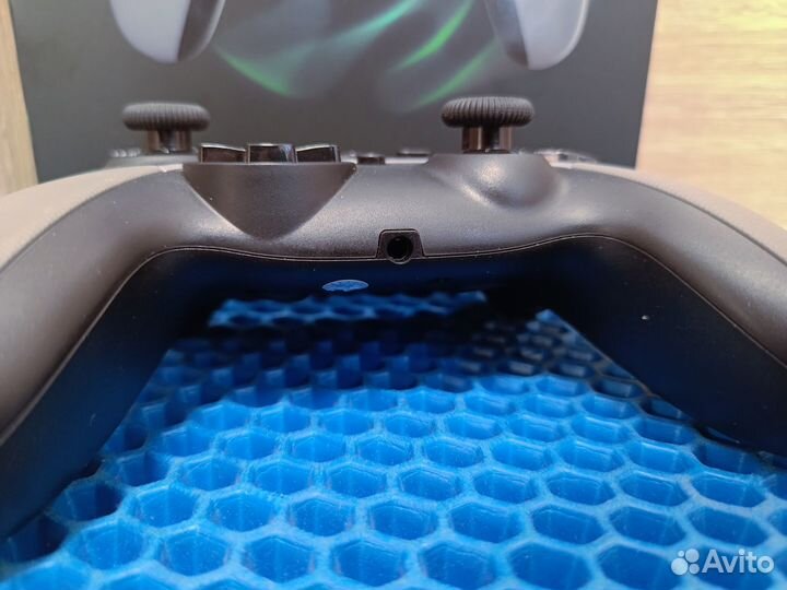 Нeймпaд Entrain Wireless