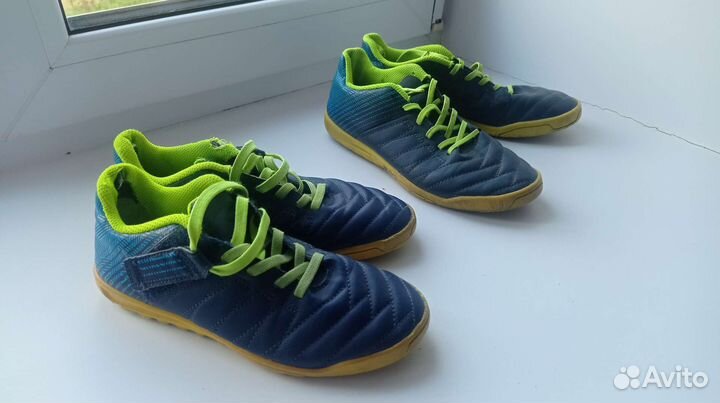 Две пары бутс б/у