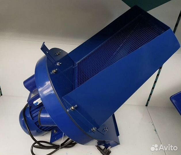 Зернодробилки/кормоизмельчители в ассортименте