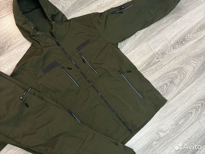 Костюмы летние 