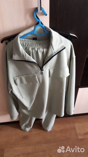 Спортивный костюм женский новый