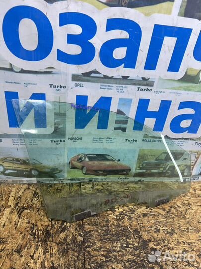 Стекло переднее правое Рено Меган 2