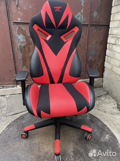 Игровой компьютерный стул бу