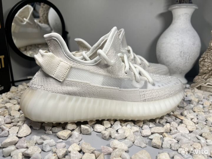 Кроссовки Adidas yeezy boost 350 v2