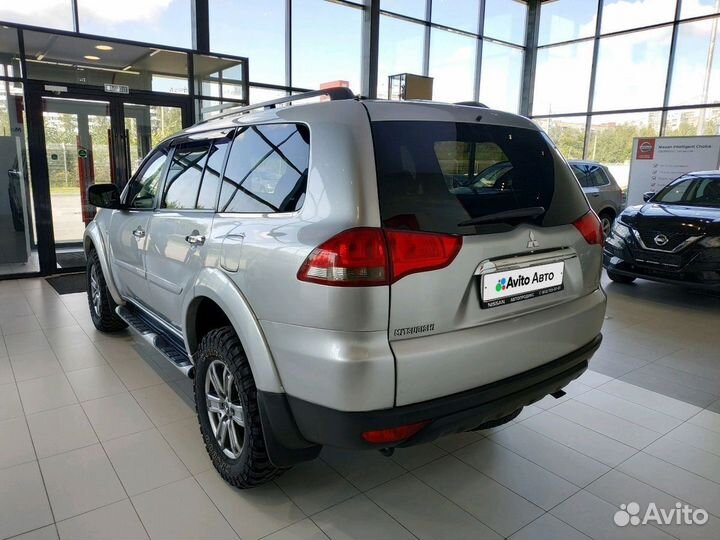 Mitsubishi Pajero Sport 2.5 AT, 2015, 86 900 км