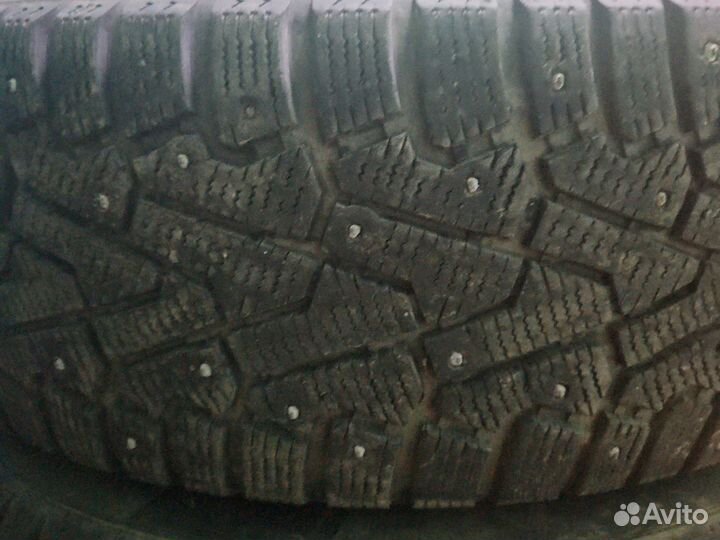 Pirelli Ice Zero 225/65 R17