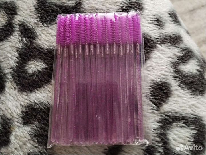 Щеточки для ресниц