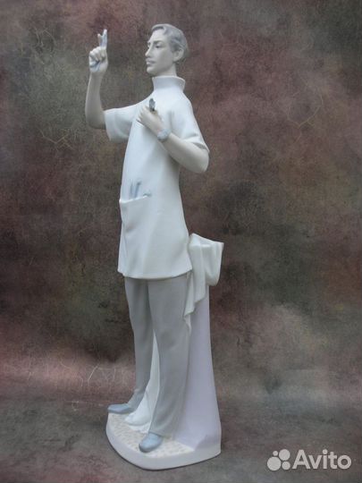 Стоматолог Lladro