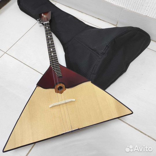Балалайка новая малая прима с чехлом
