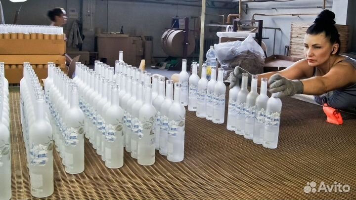 Упаковщик вахта 15\15 семейные пары Москва