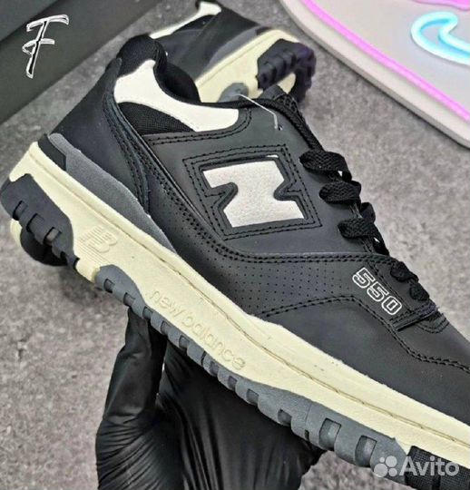 Стильная обувь: New Balance 550 40-44