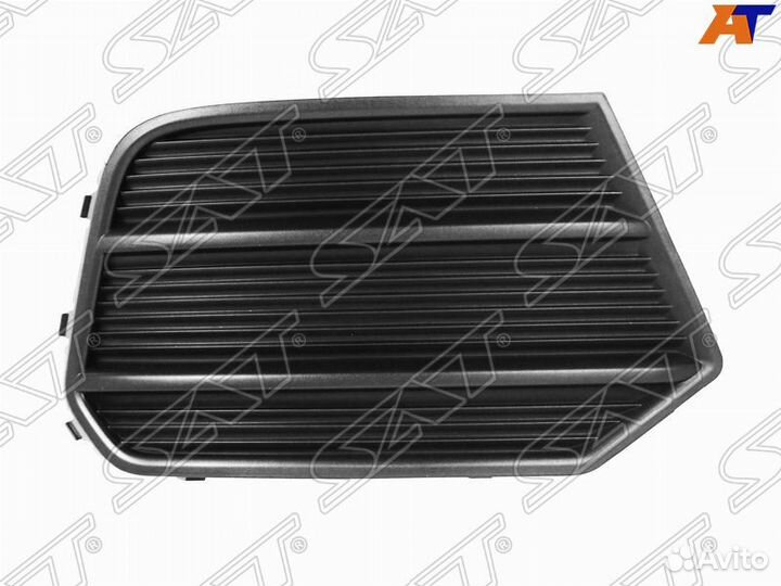 Решетка в бампер audi Q3 14-17 RH