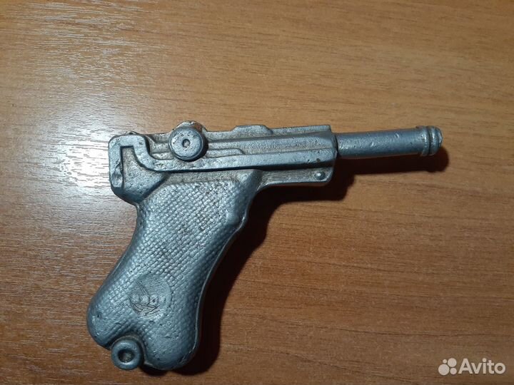 Пистолет парабеллум P-08