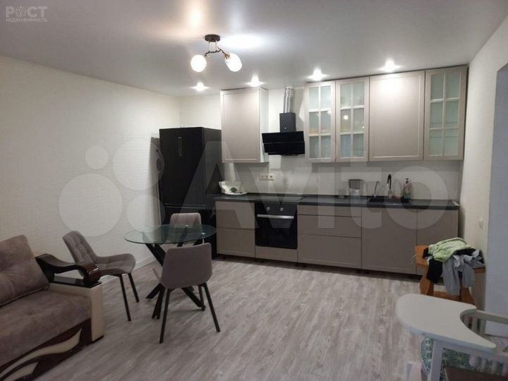 2-к. квартира, 52 м², 5/9 эт.