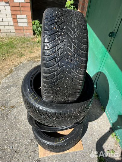Nokian Tyres Hakkapeliitta 8 245/45 R18