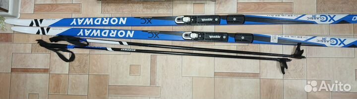 Лыжи беговые с ботинками