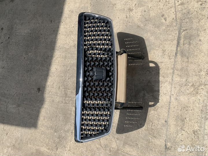 Решётка радиатора Toyota Crown Athlete рестайлинг